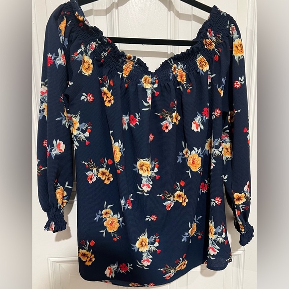 Rue+ Navy Blue w/ Yellow & Red Floral Design Off Shoulder Flowy Blouse Size 2X - Picture 8 of 9